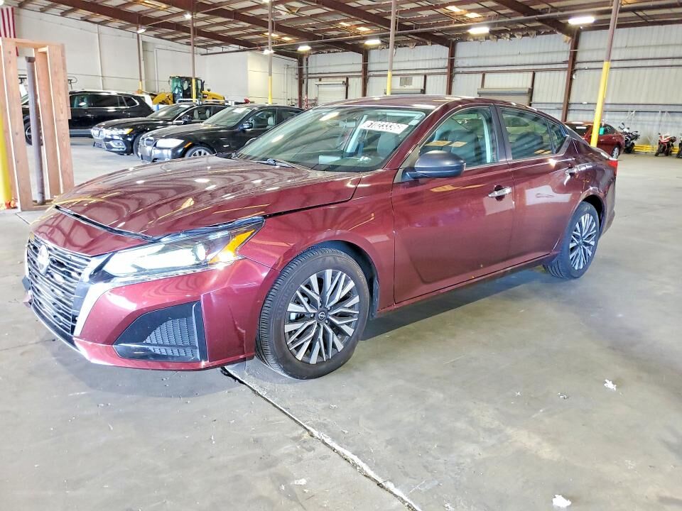 2025 NISSAN Altima
