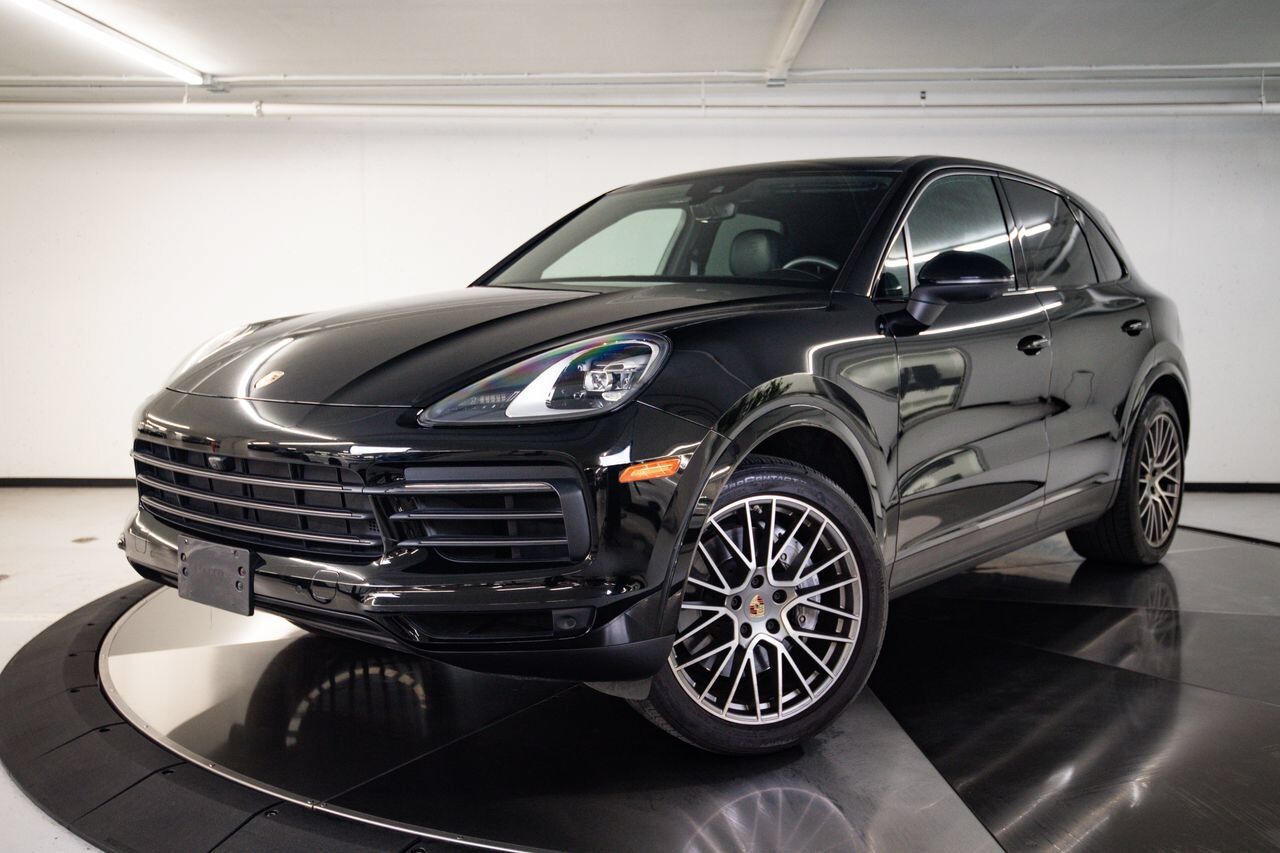 2023 PORSCHE Cayenne