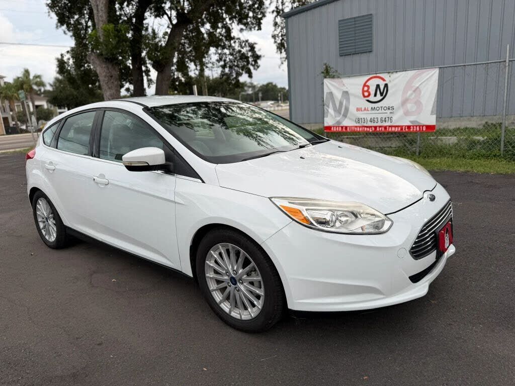 2017 FORD Focus