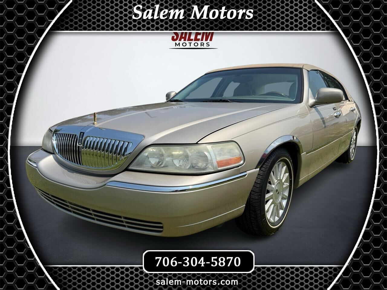 2004 LINCOLN Town Car