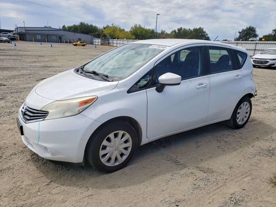 2015 NISSAN Versa