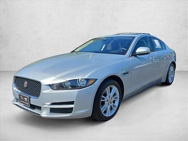 2017 JAGUAR XE