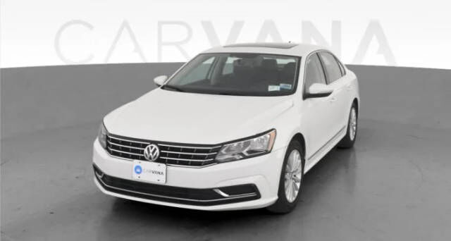 2017 VOLKSWAGEN Passat