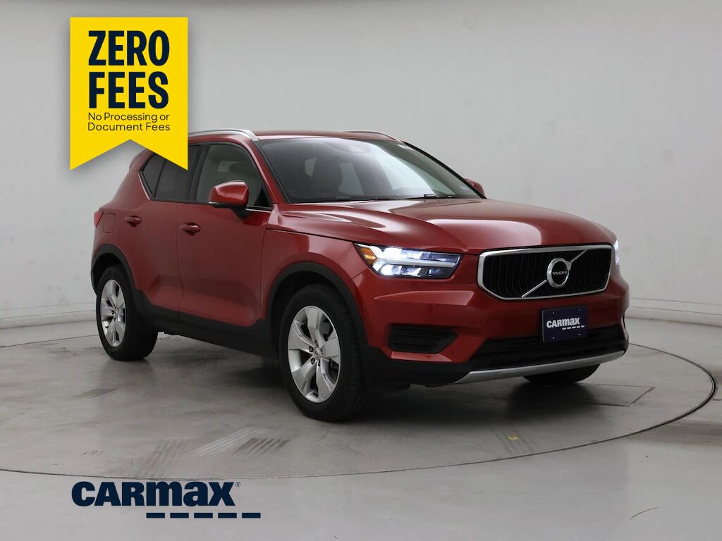 2020 VOLVO XC40