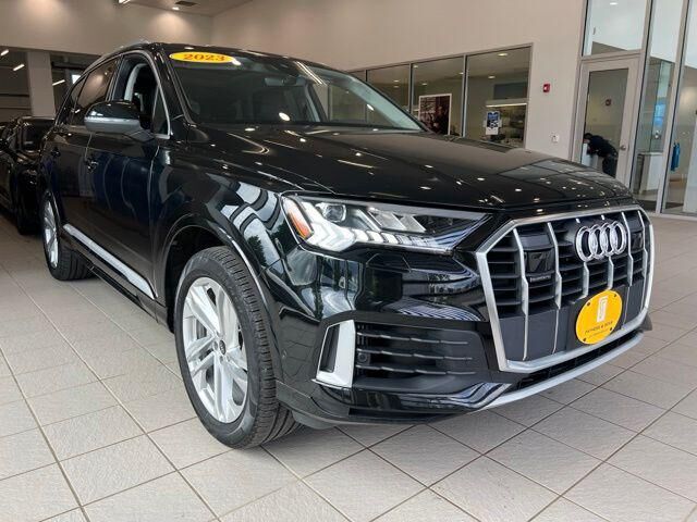 2023 AUDI Q7