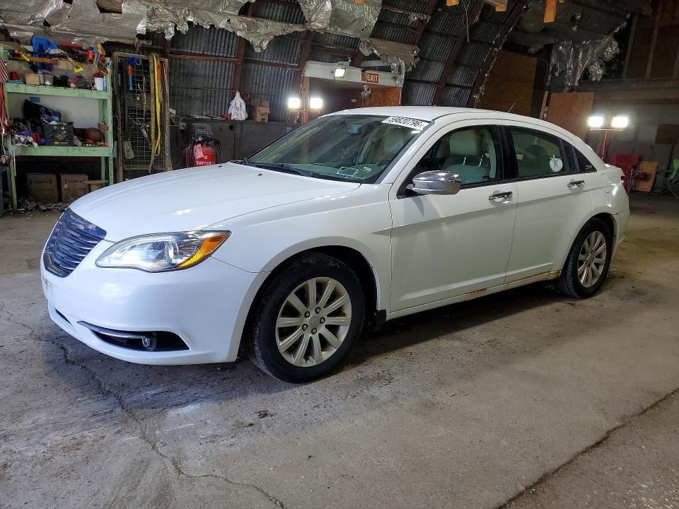 2013 CHRYSLER 200