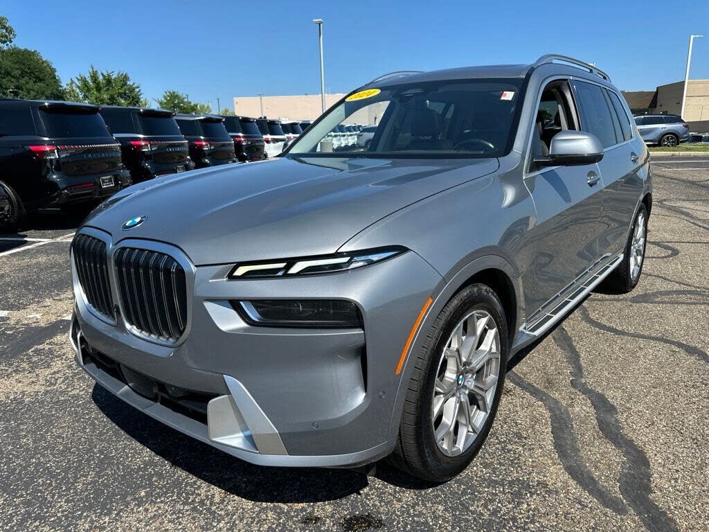 2024 BMW X7