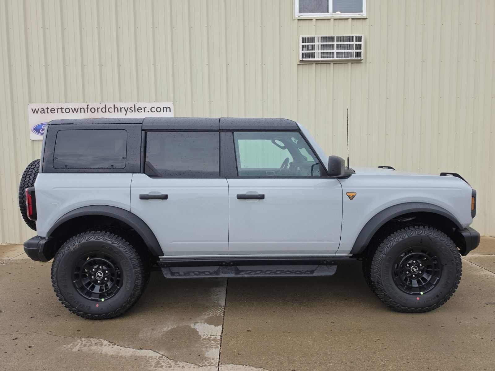2026 FORD Bronco