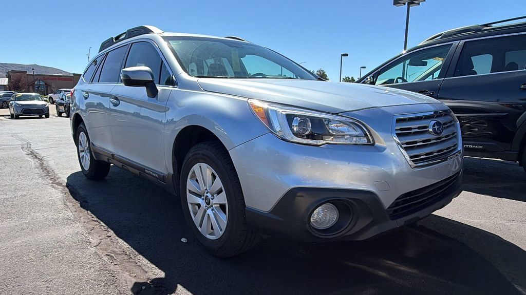 2016 SUBARU Outback