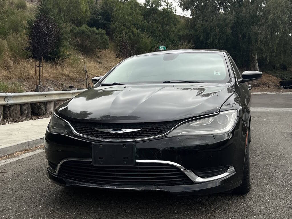 2016 CHRYSLER 200