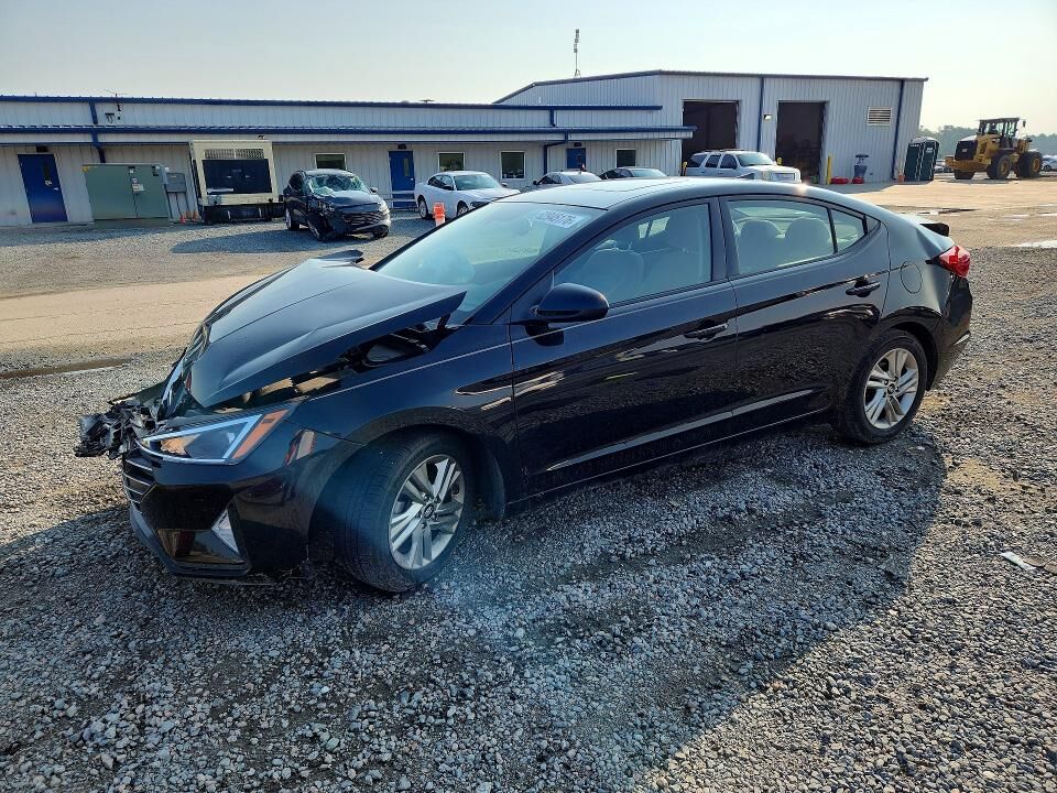 2019 HYUNDAI Elantra
