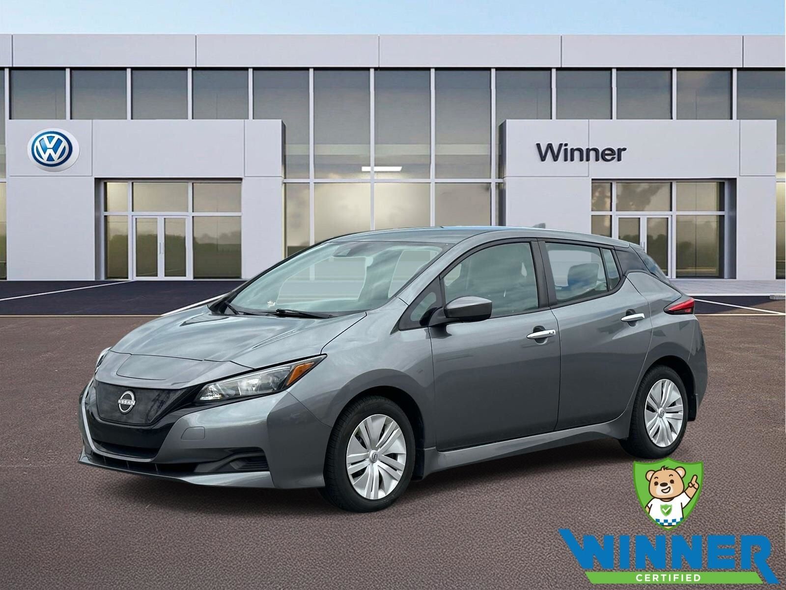 2023 NISSAN Leaf