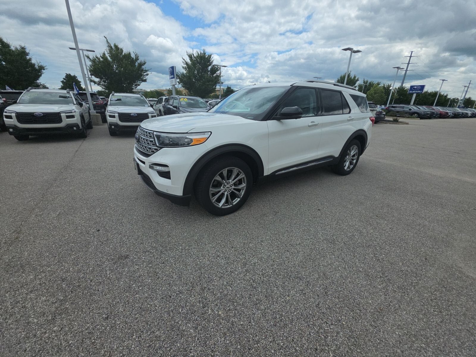 2021 FORD Explorer