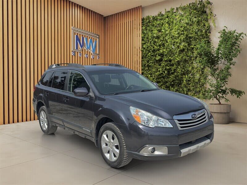 2011 SUBARU Outback