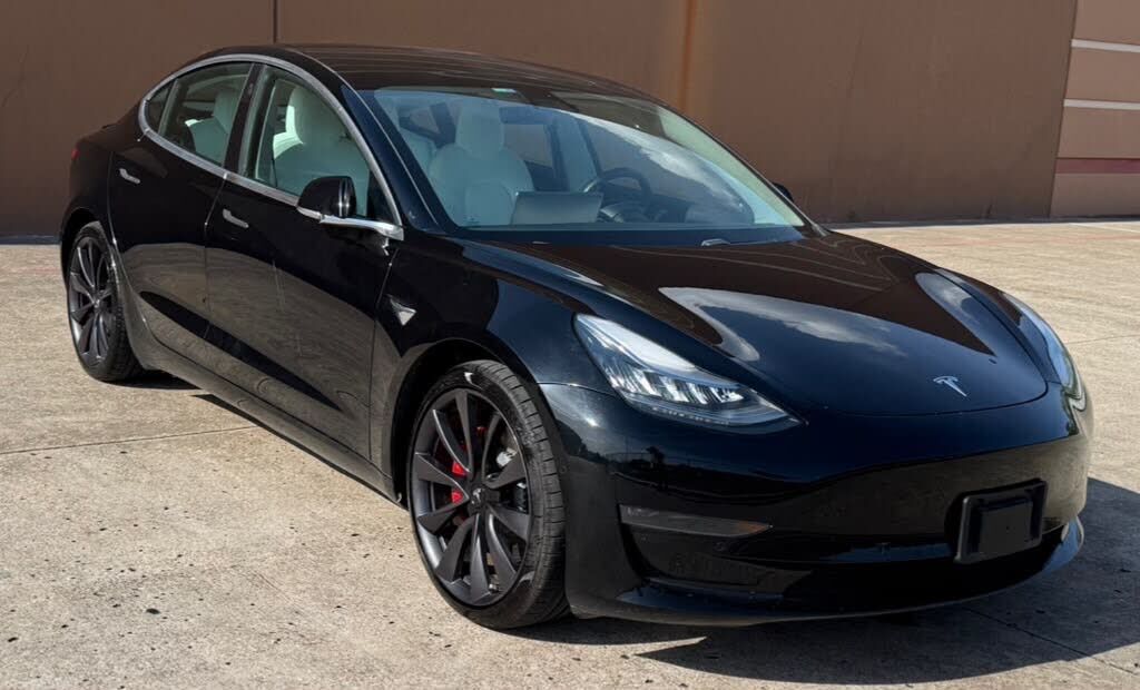2020 TESLA Model 3