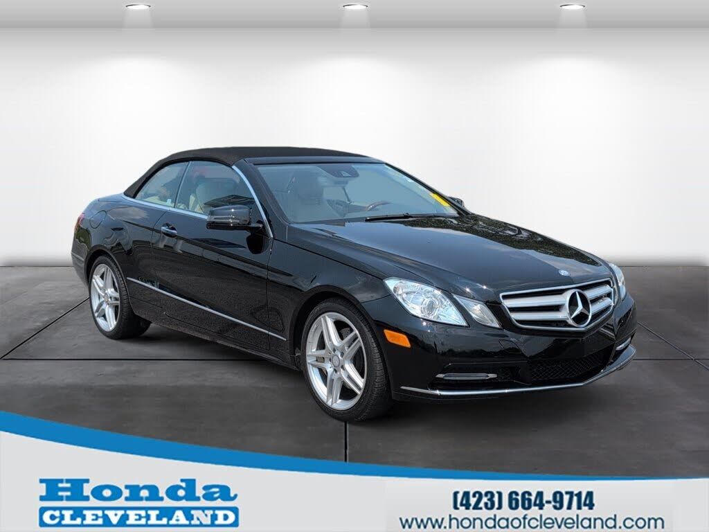 2013 MERCEDES-BENZ E-Class