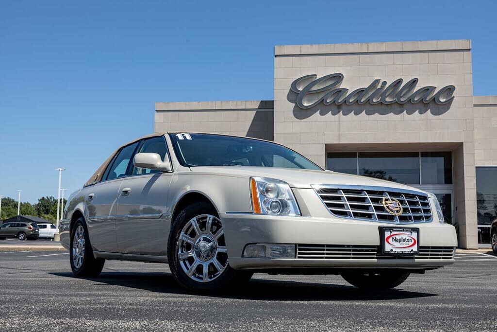 2011 CADILLAC DTS