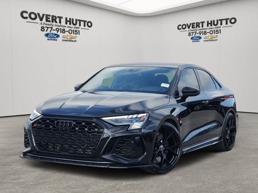 2023 AUDI RS3
