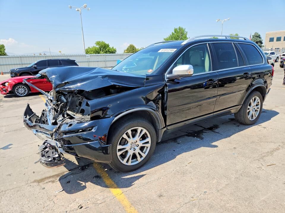2013 VOLVO XC90
