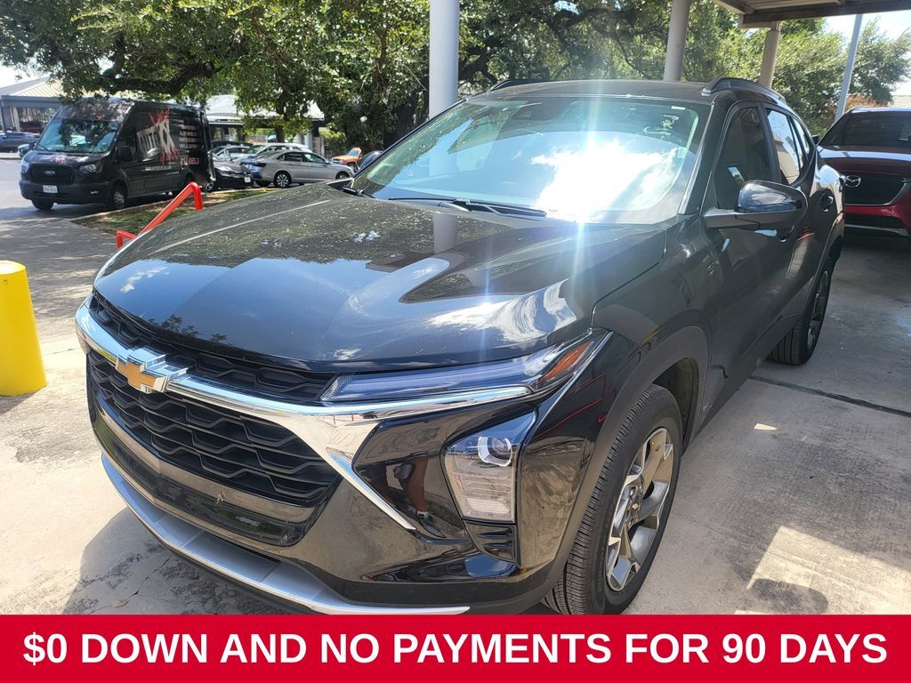 2025 CHEVROLET Trax