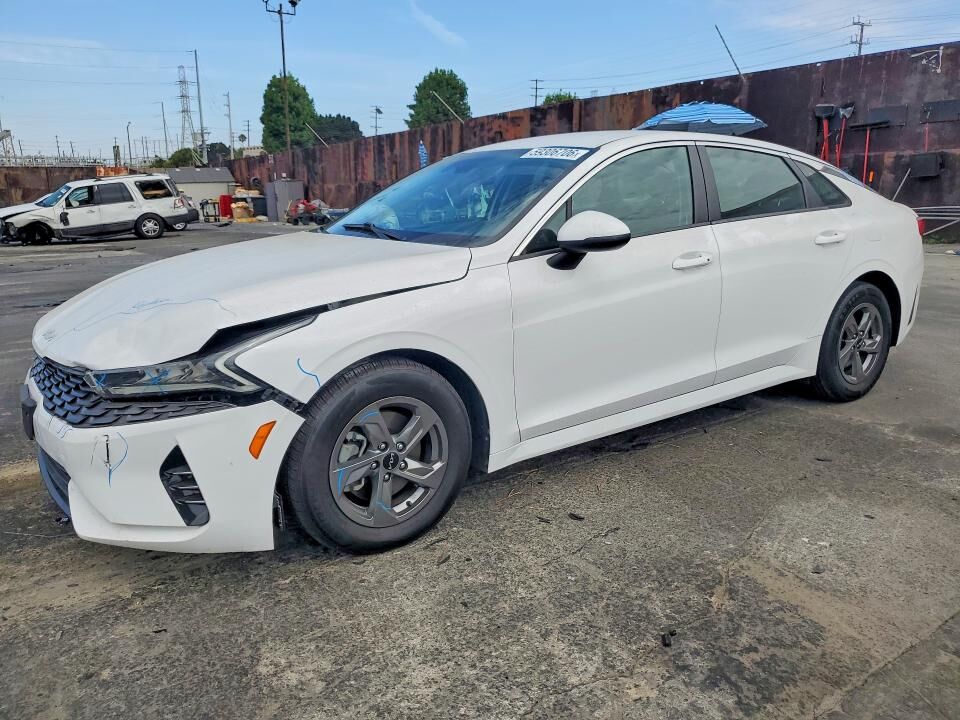 2022 KIA K5