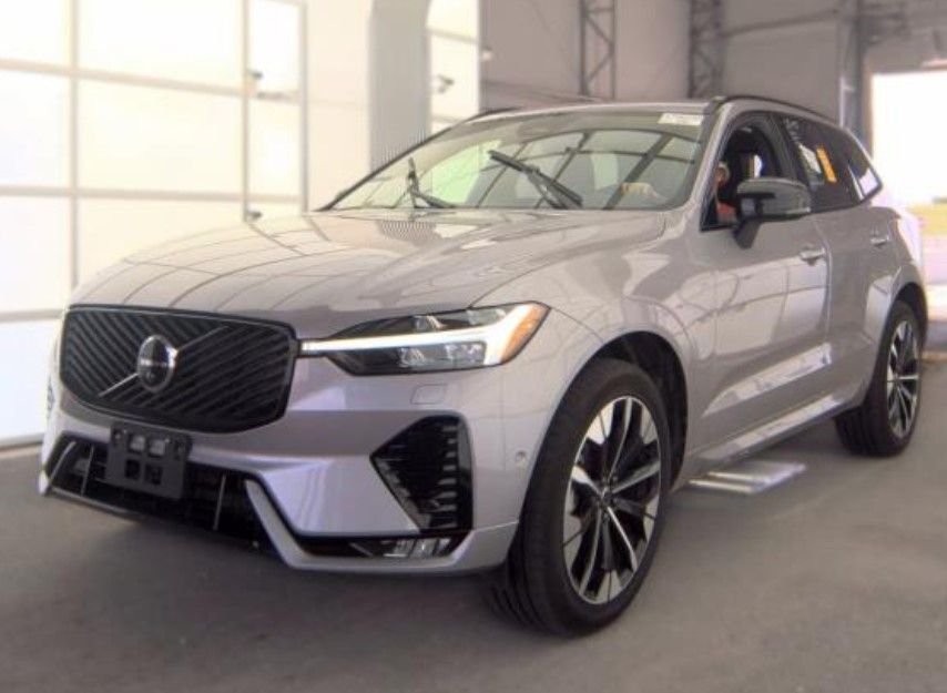 2026 VOLVO XC60