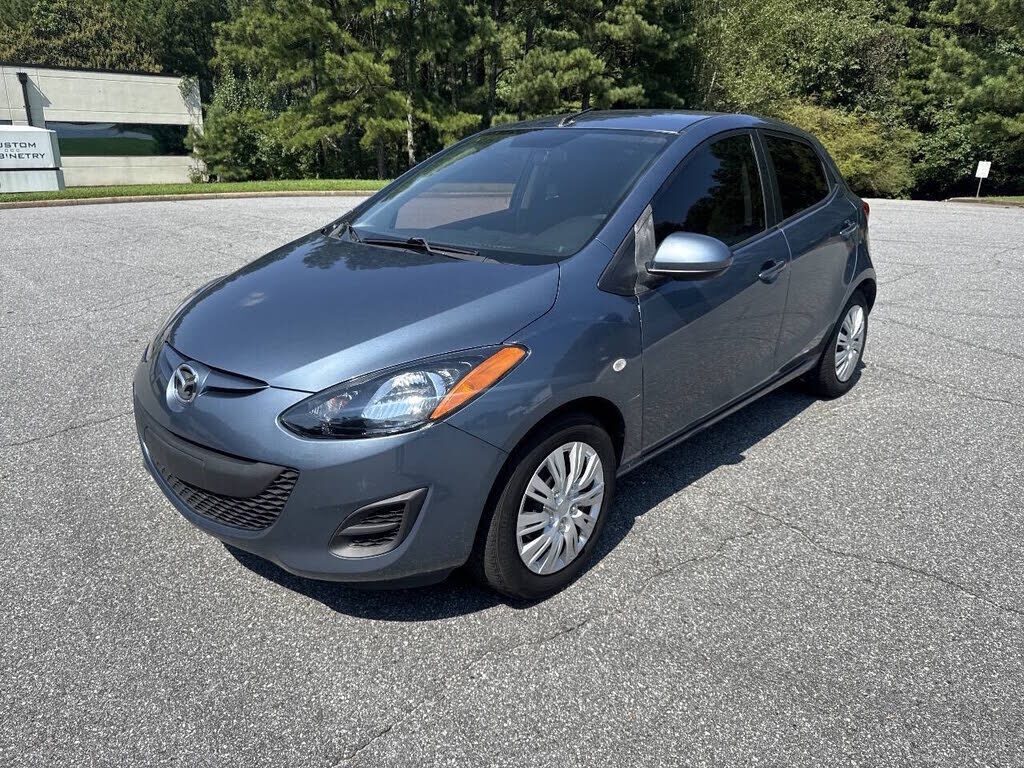 2014 MAZDA Mazda2