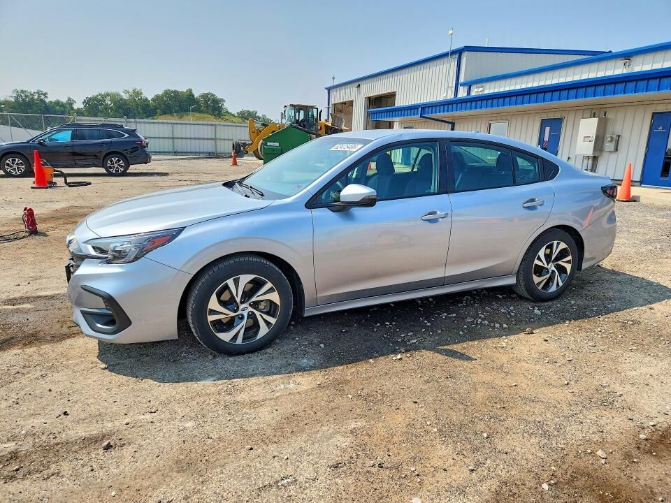 2023 SUBARU Legacy