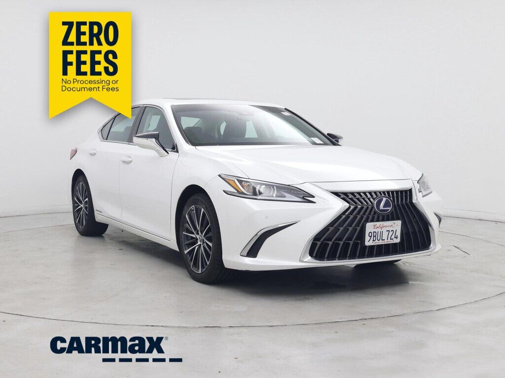 2022 LEXUS ES