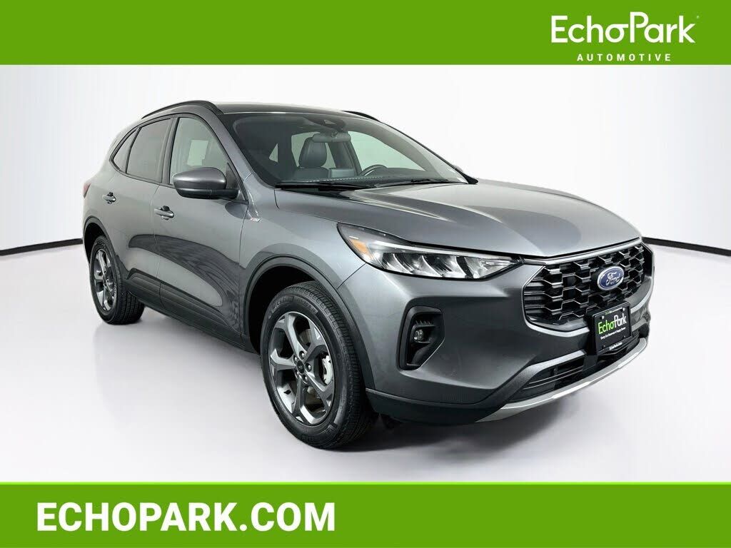 2025 FORD Escape