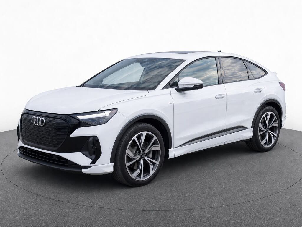 2023 AUDI Q4