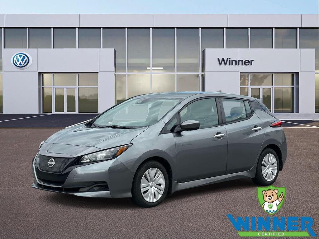 2023 NISSAN Leaf