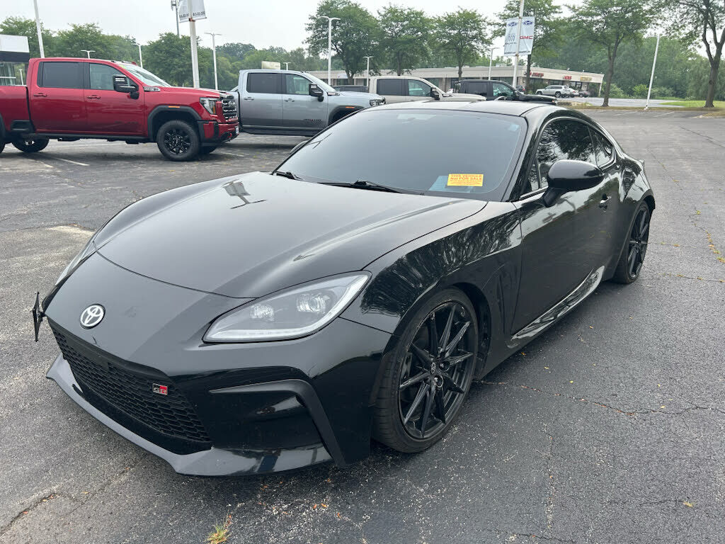 2024 TOYOTA GR86