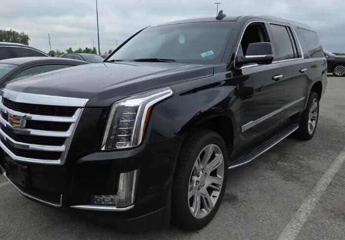 2017 CADILLAC Escalade ESV