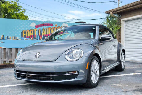 2015 VOLKSWAGEN Beetle