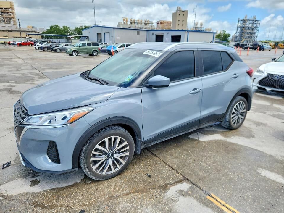 2024 NISSAN Kicks