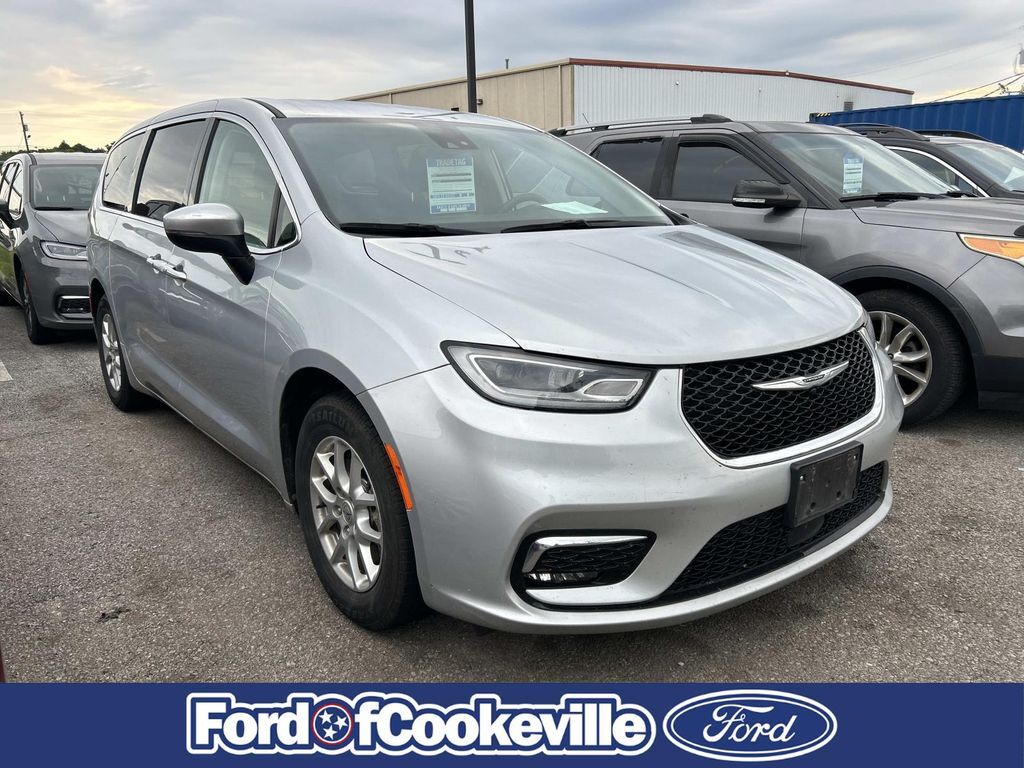 2023 CHRYSLER Pacifica