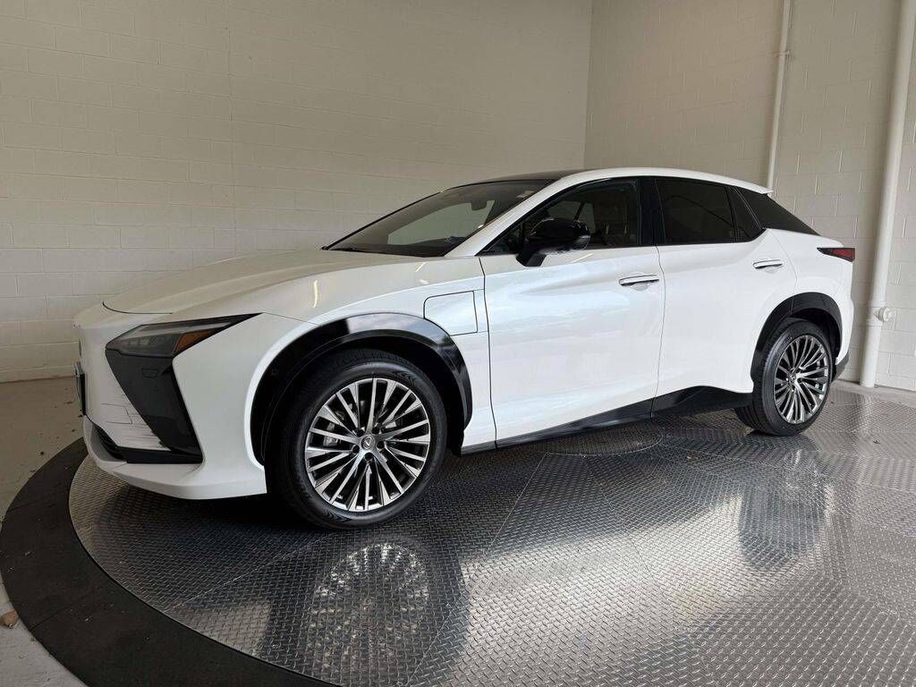 2023 LEXUS RZ 450e