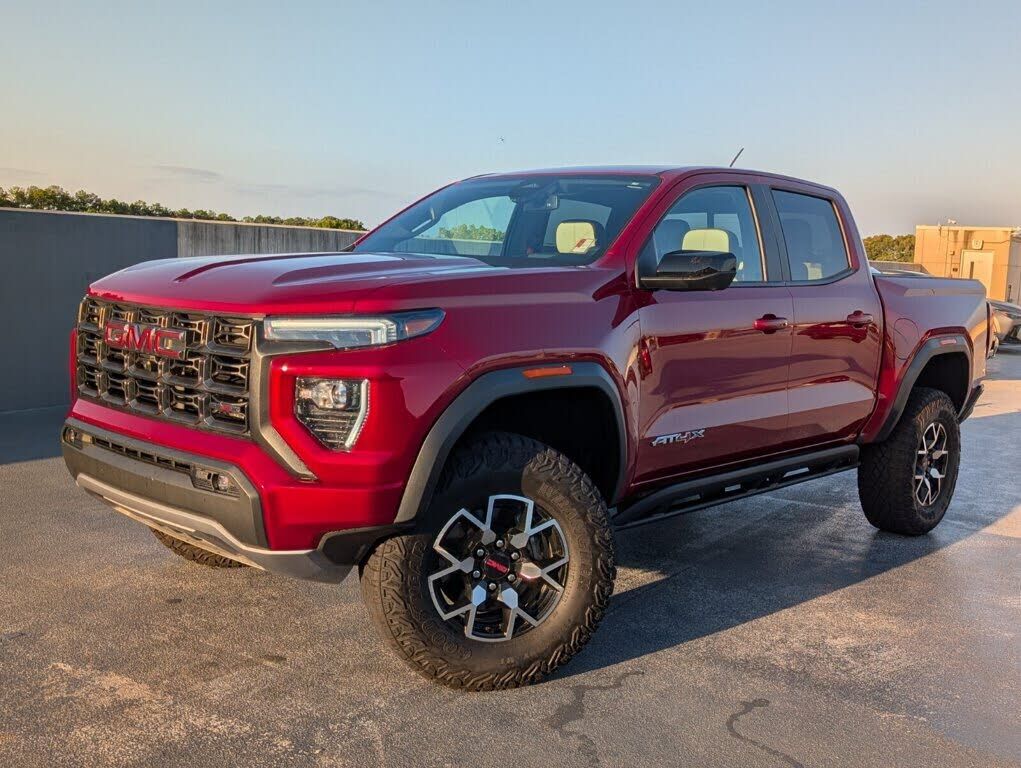 2025 GMC Canyon