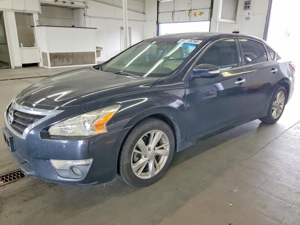 2013 NISSAN Altima