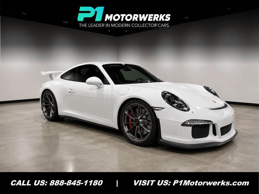 2015 PORSCHE 911