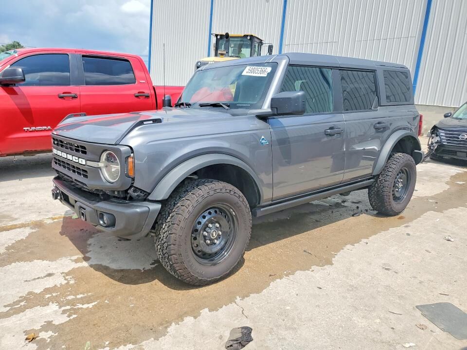 2022 FORD Bronco