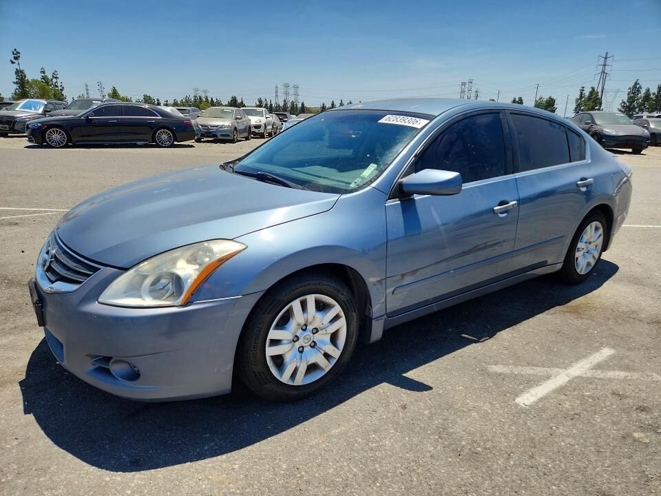 2012 NISSAN Altima