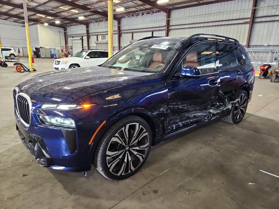 2025 BMW X7