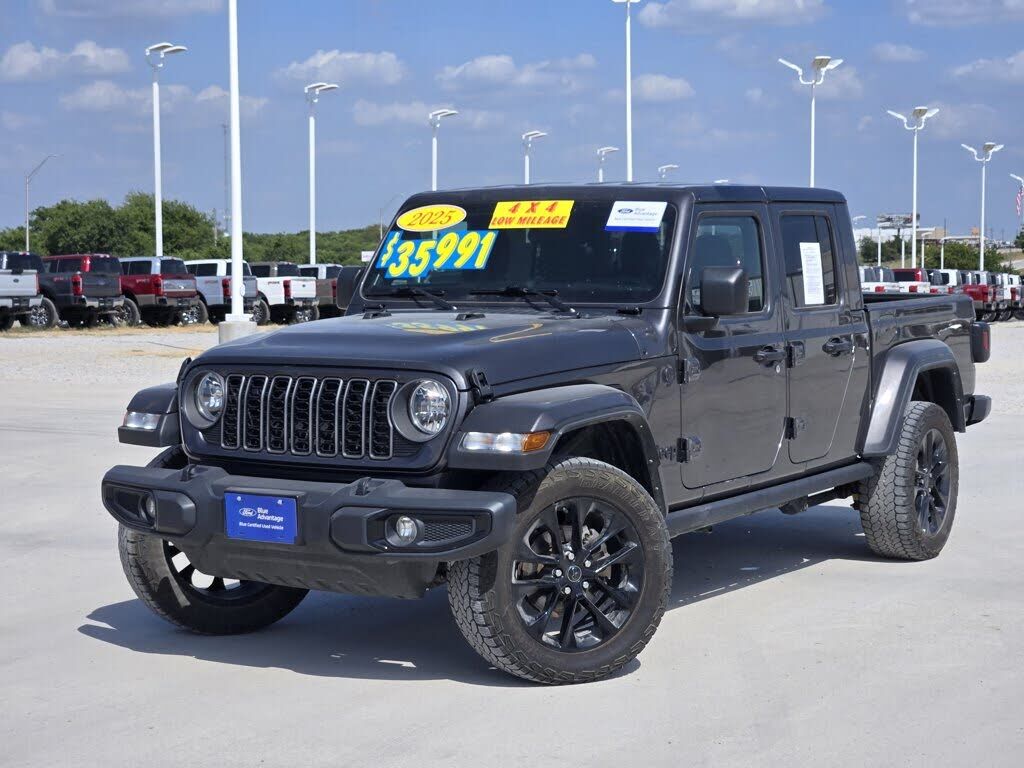2025 JEEP Gladiator