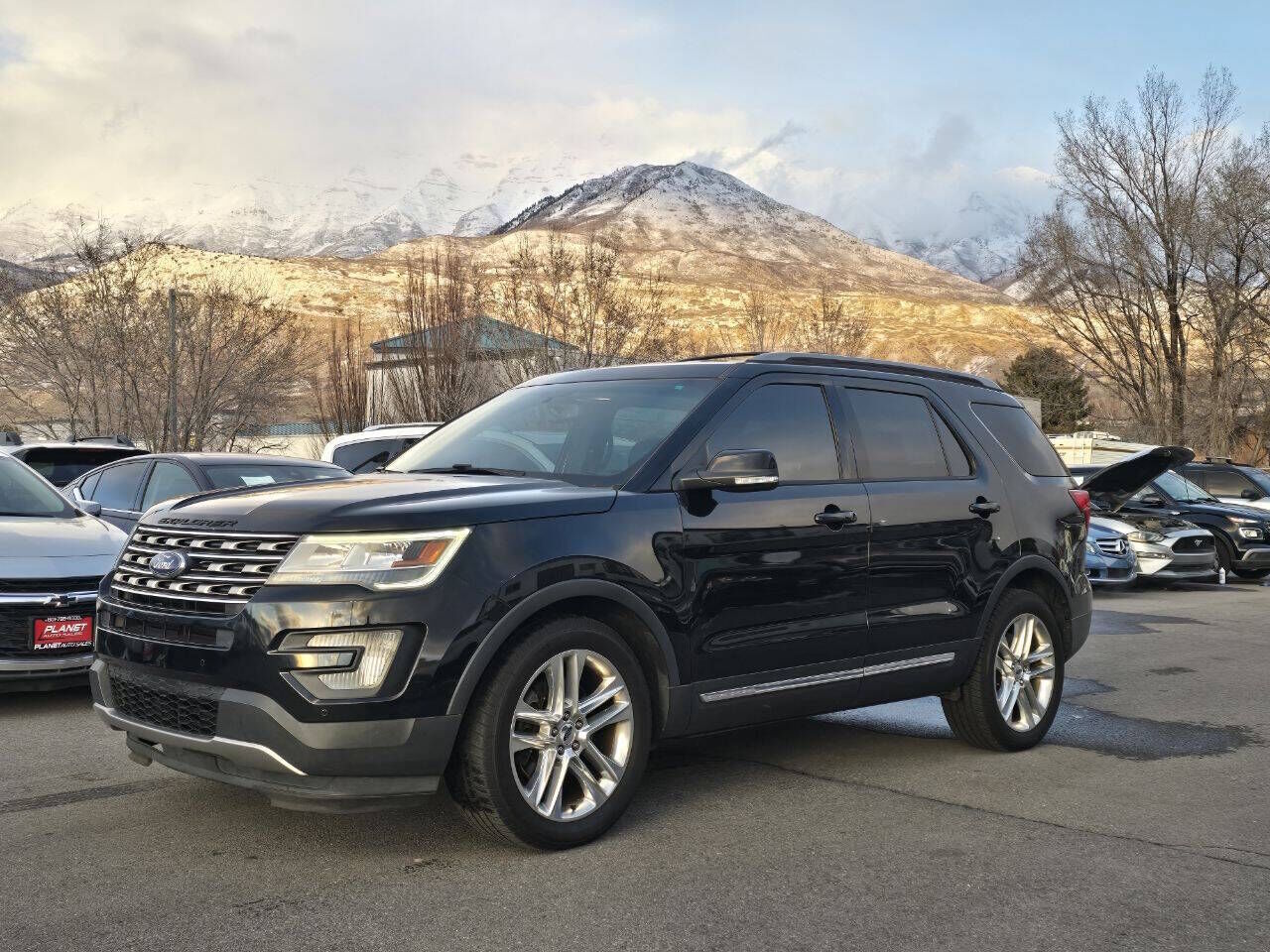 2017 FORD Explorer