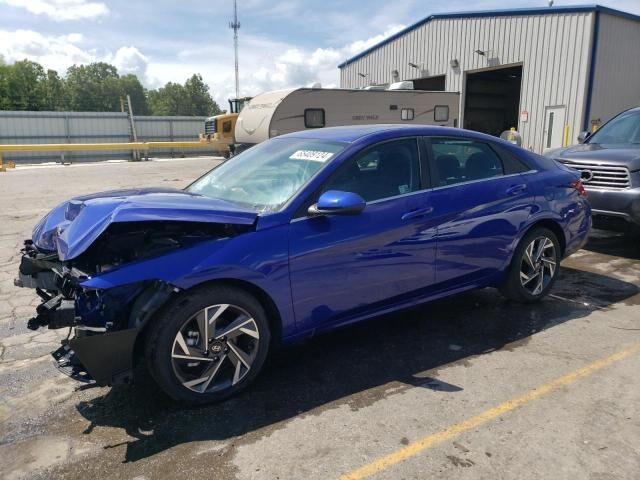 2024 HYUNDAI Elantra