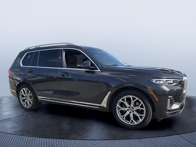 2022 BMW X7