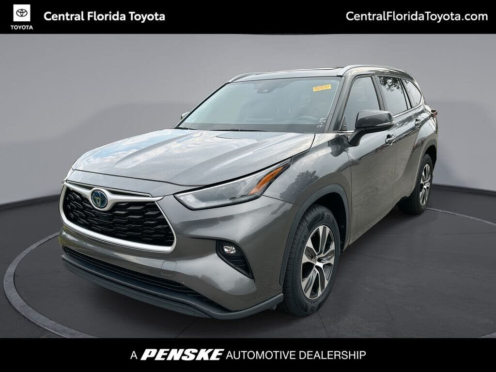 2024 TOYOTA Highlander
