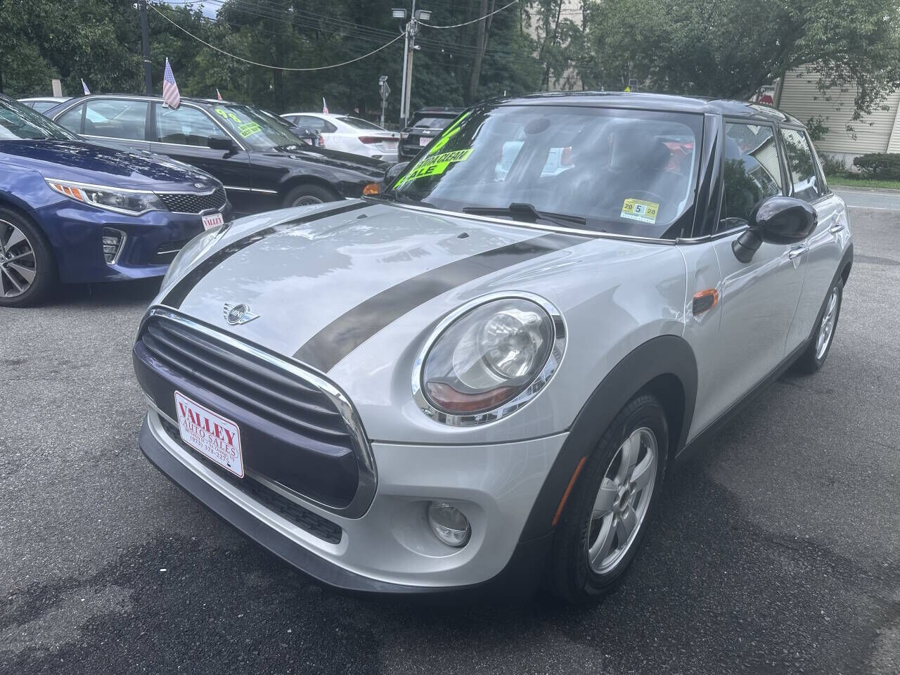 2016 MINI Cooper